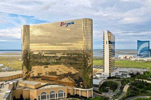 Pros and Cons Poker Room at the Borgata